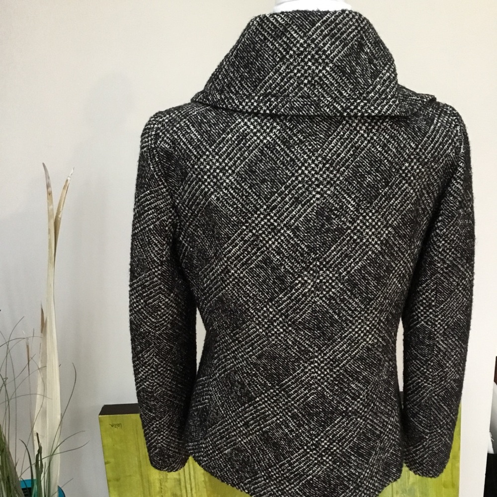 Talbots short jacket. - Picture 2 of 3